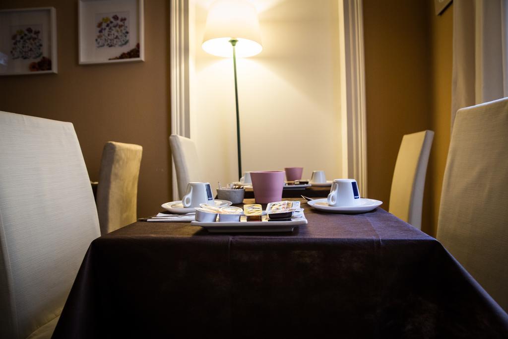 Casa Elide Bed & Breakfast Catania Bagian luar foto