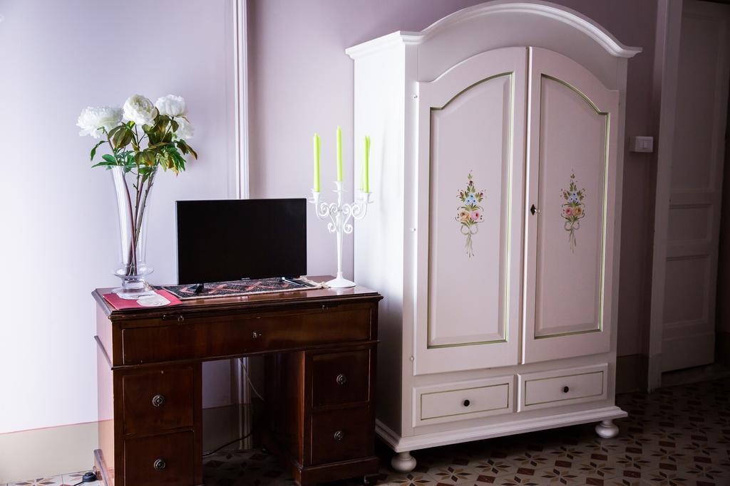 Casa Elide Bed & Breakfast Catania Bagian luar foto