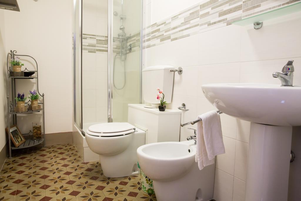 Casa Elide Bed & Breakfast Catania Bagian luar foto